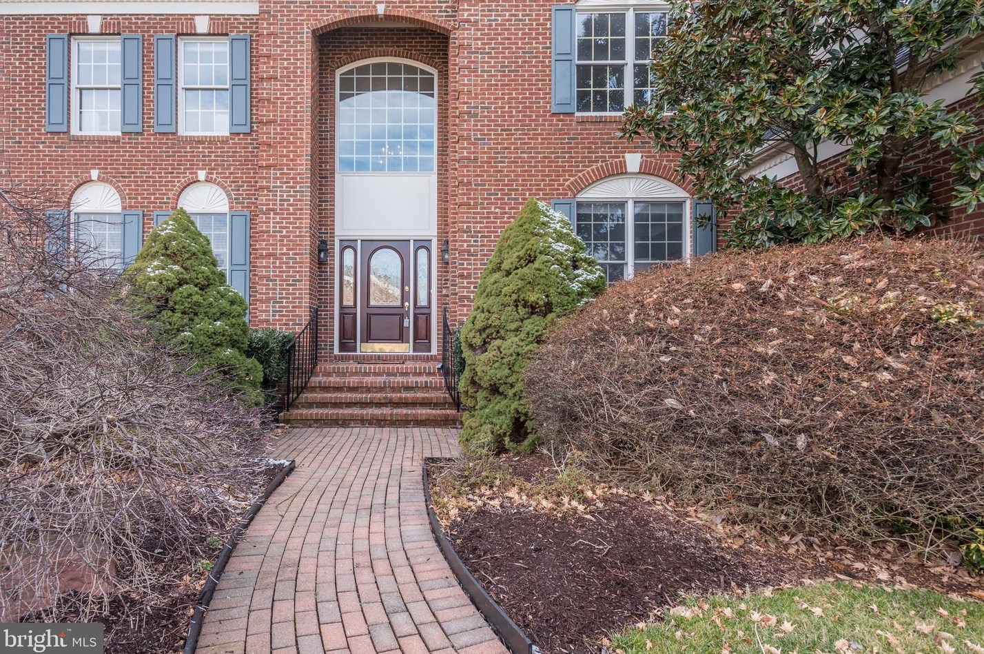 19905 Augusta Village Pl, Ashburn, VA 20147-4128