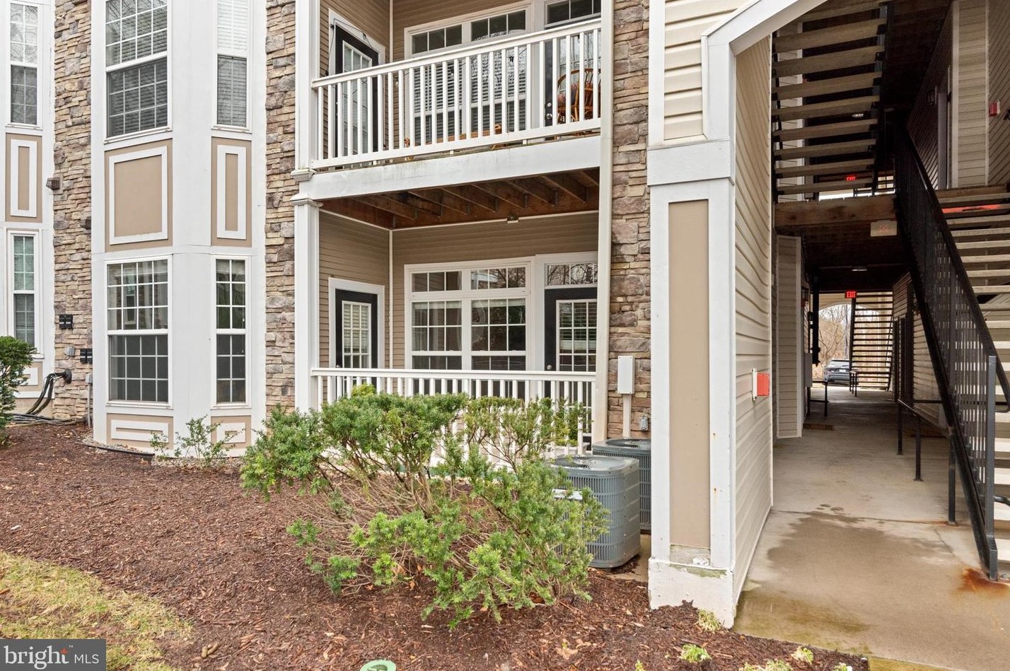 512 Sunset View Terrace Se #104, Leesburg, VA 20175