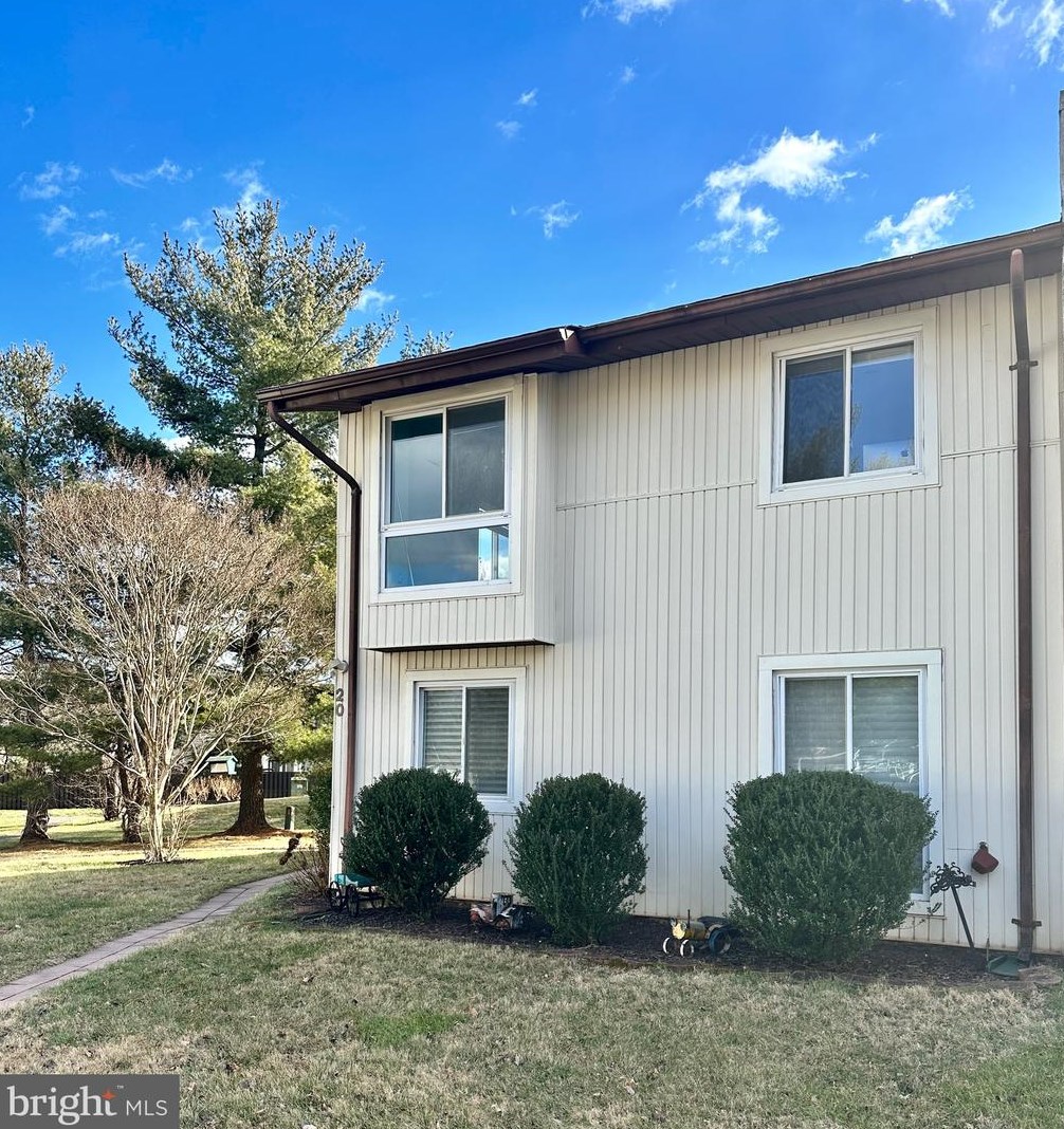 20 Simeon Ln, Dulles, VA 20164-1343