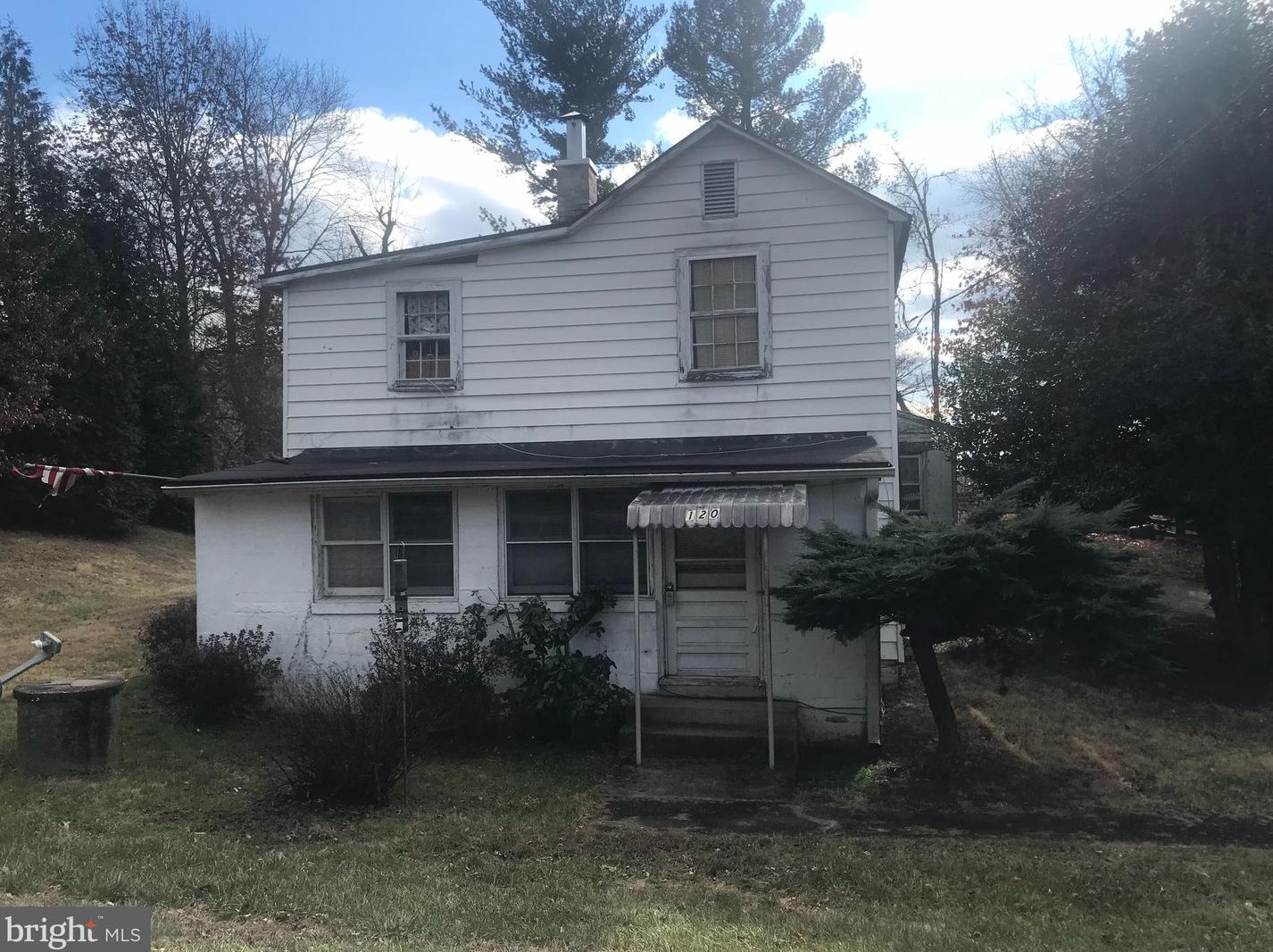 120 E Willie Palmer Way, Purcellville, VA 20132