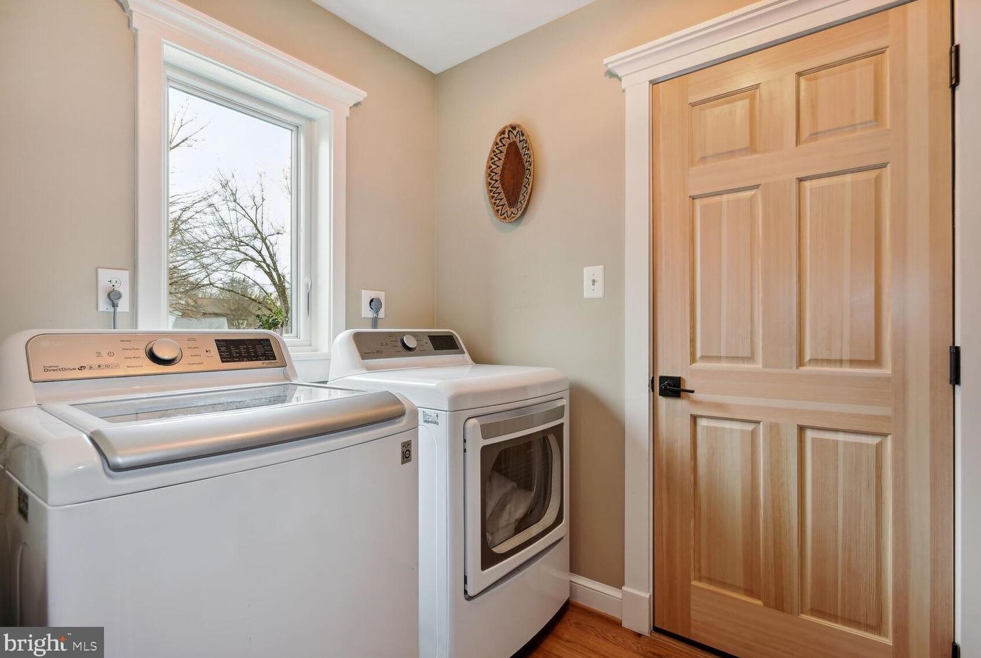 16 Wiltshire Ct, Dulles VA  20165-5677 exterior