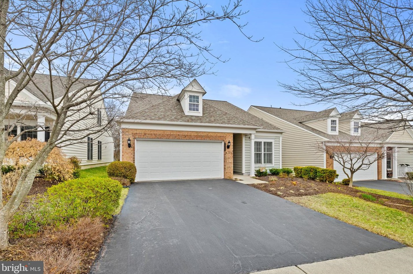 44320 Panther Ridge Dr, Ashburn, VA 20147-5516