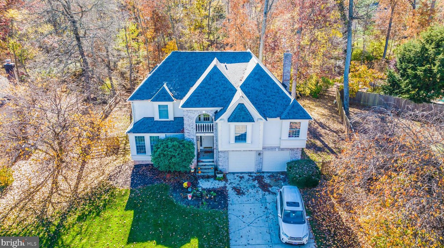 4 Thorton Ct, Dulles, VA 20165