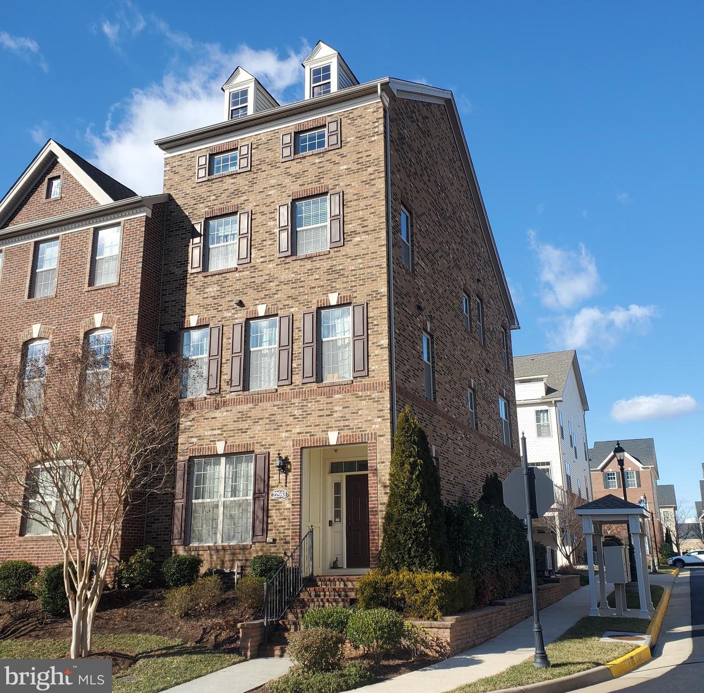 22593 Willington Square, Ashburn, VA 20148