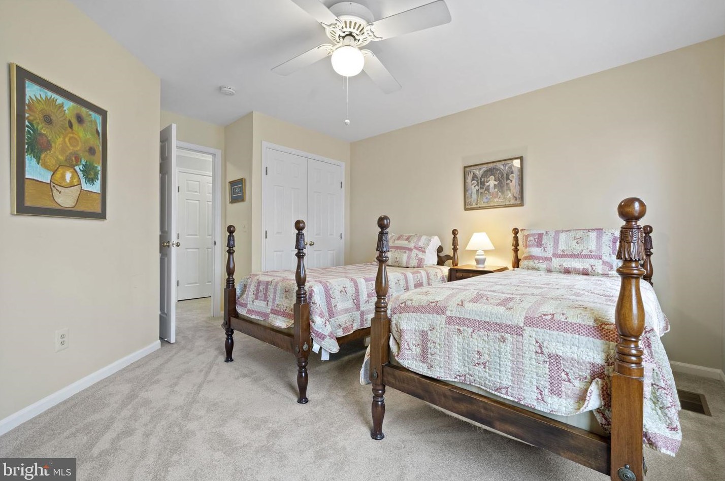 47780 Fathom Pl, Dulles VA  20165-7421 exterior