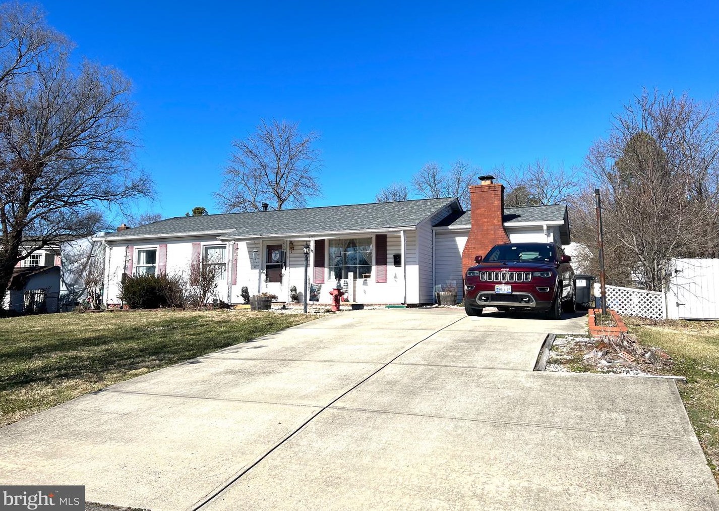 606 W Beech Rd, Dulles, VA 20164