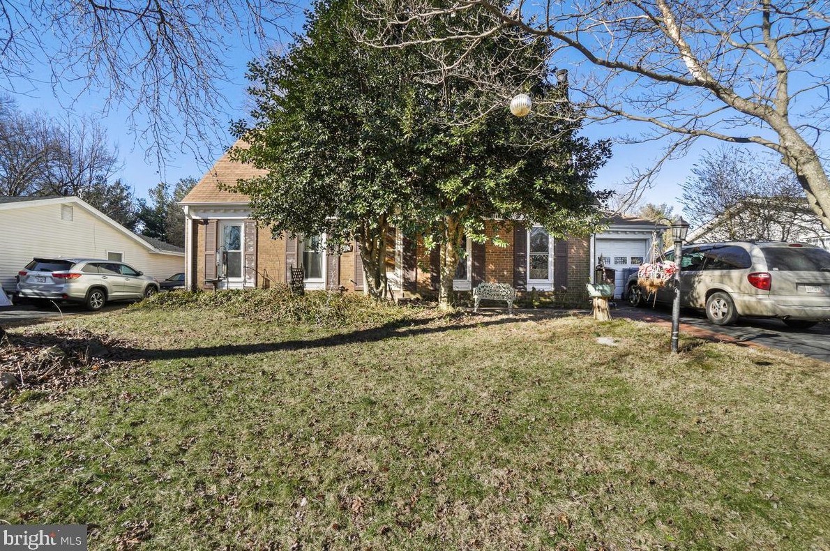 207 Harrison Rd, Dulles, VA 20164-2719