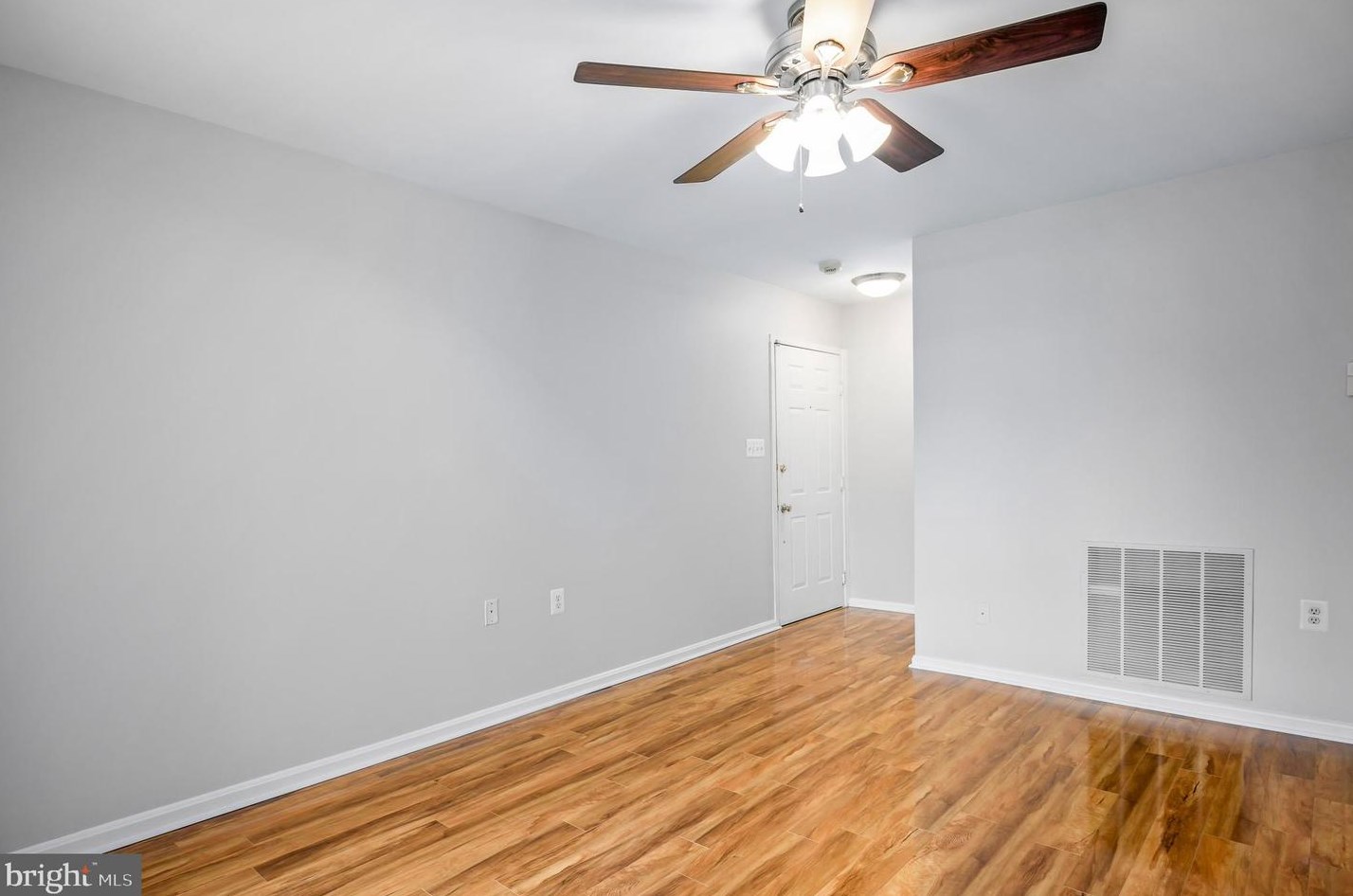 119 Westwick Ct #7, Dulles, VA 20165