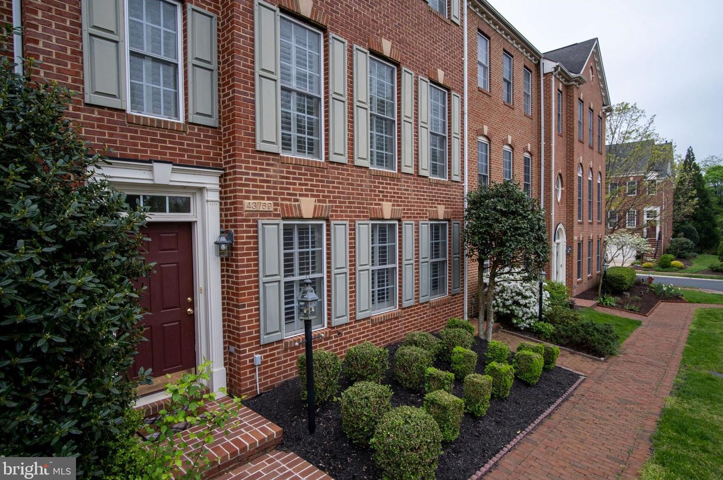 43769 Apache Wells Ter, Leesburg, VA 20176