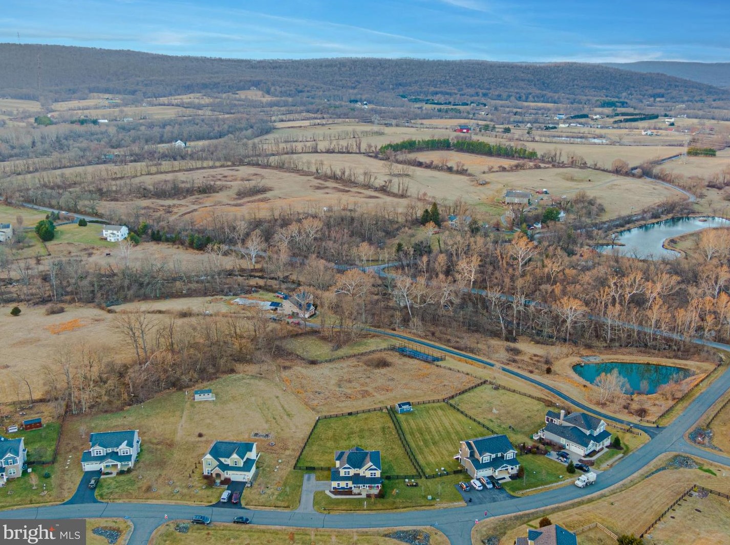 11943 George Farm Dr, Lovettsville, VA 20180