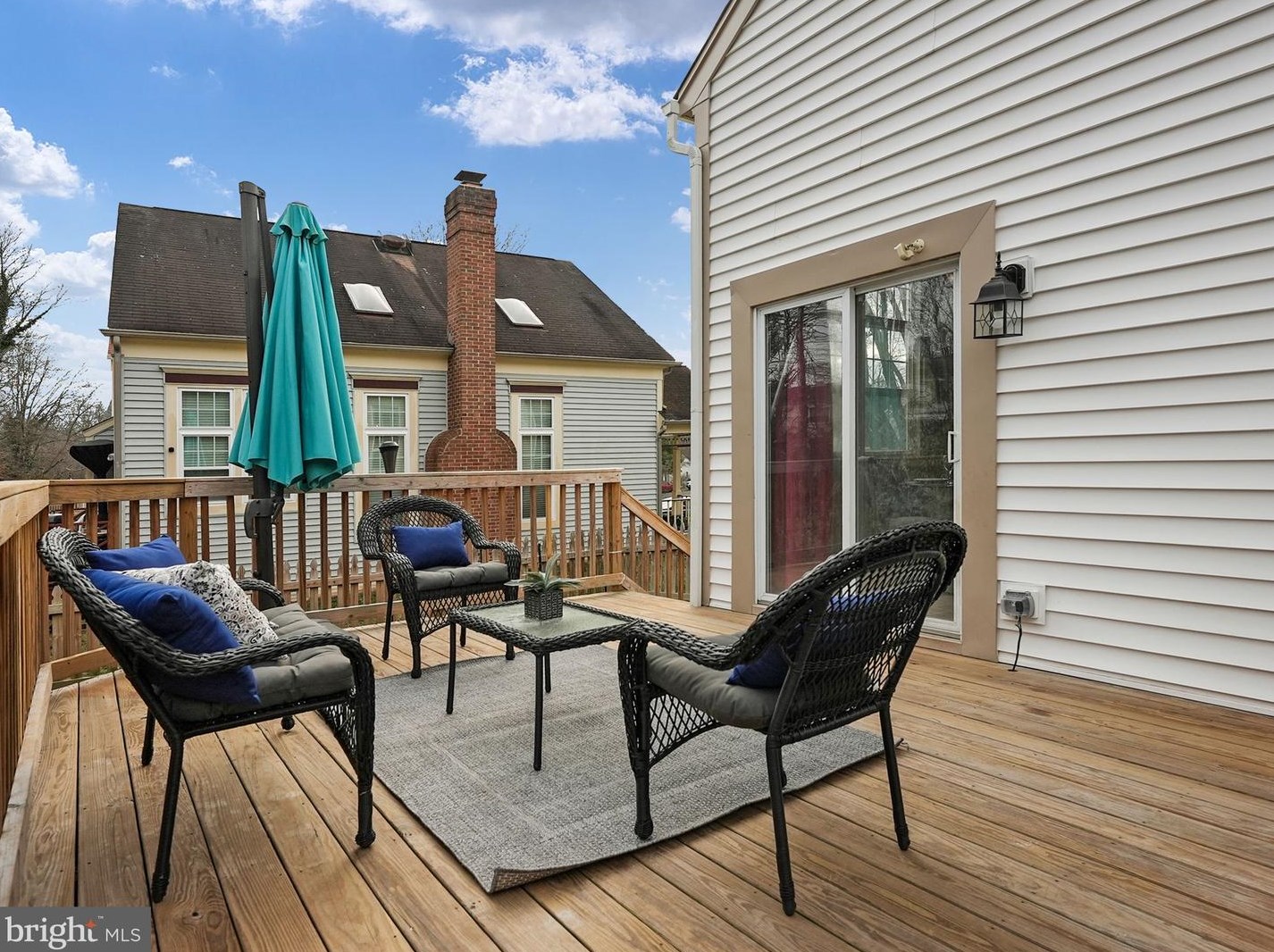 14 Fenton Wood Dr, Dulles VA  20165-5718 exterior