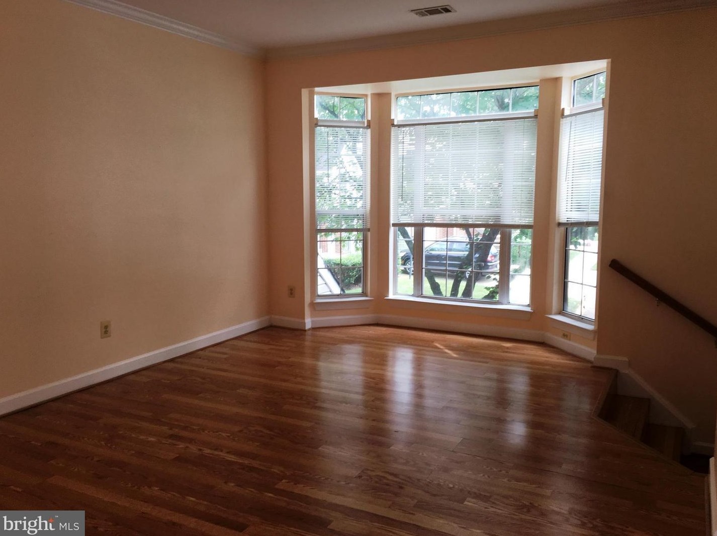 20527 Warburton Bay Sq, Dulles VA  20165-4753 exterior