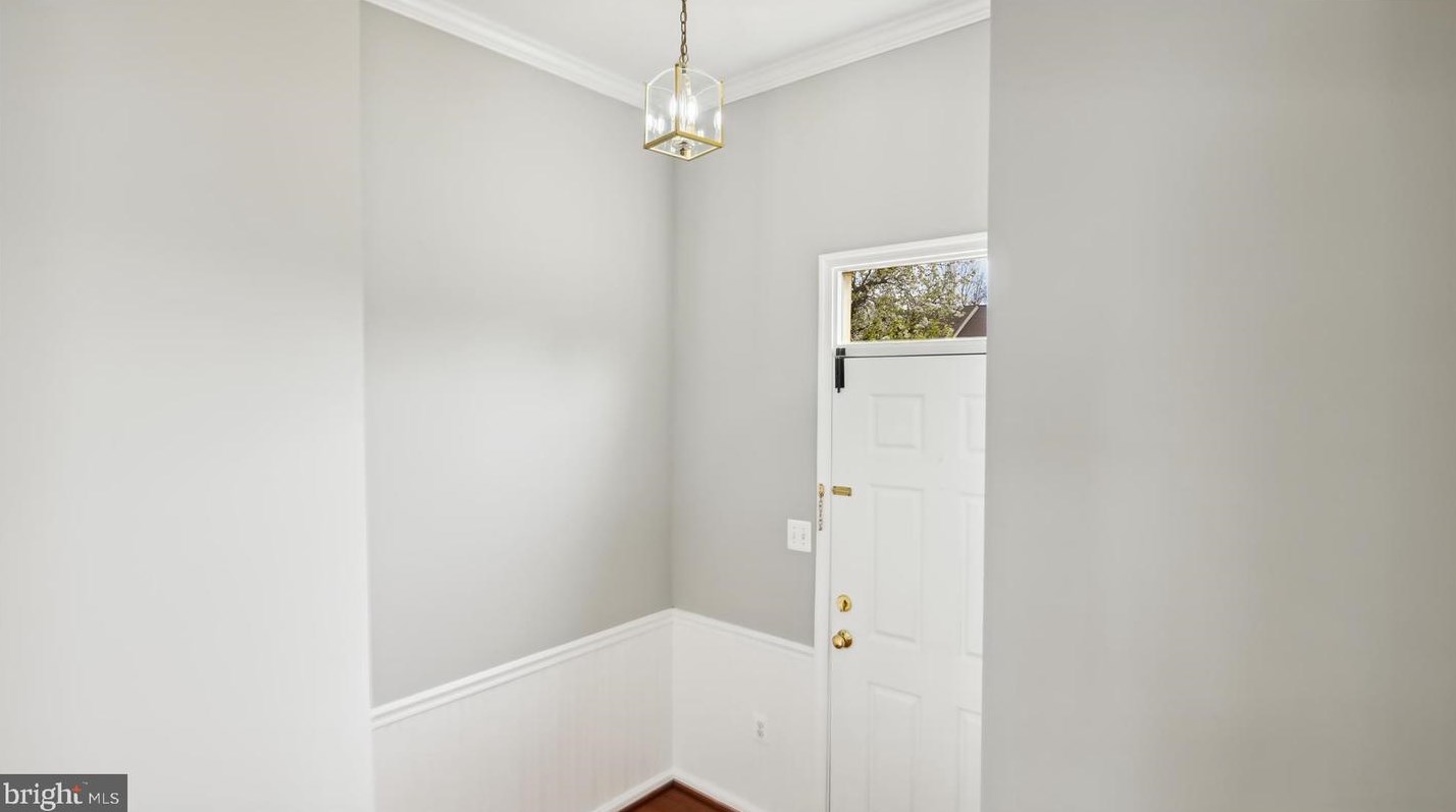 46678 Bartlet Sq, Dulles, VA 20164-7027