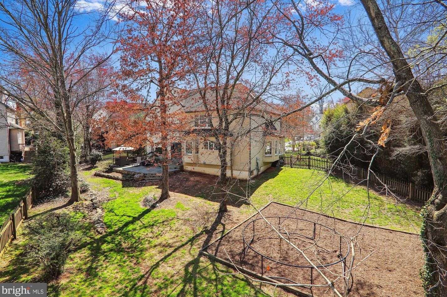 6 Prescott Ct, Dulles VA  20165-6217 exterior