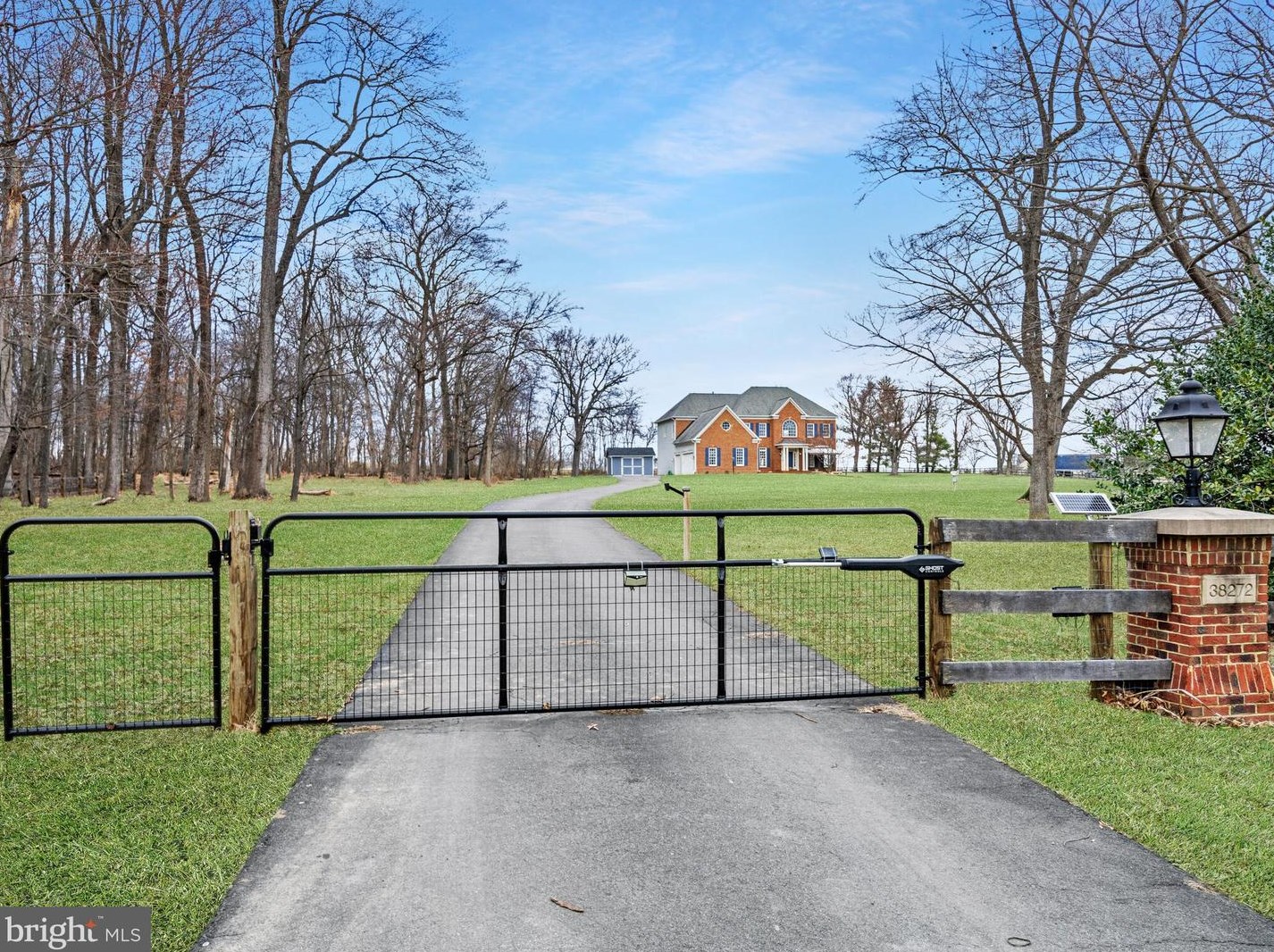 38272 Parnell Ct, Lovettsville, VA 20180