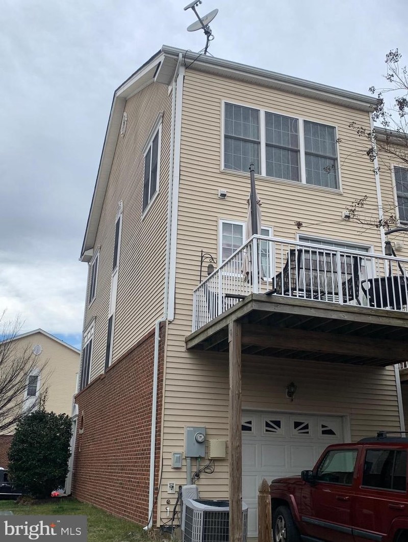 42641 Homefront Ter, Fairfax, VA 20152