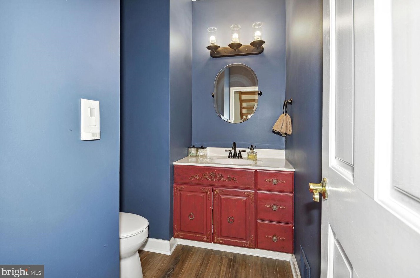 23972 Deep Hollow Ln, Stone Ridge VA  20105-2120 exterior