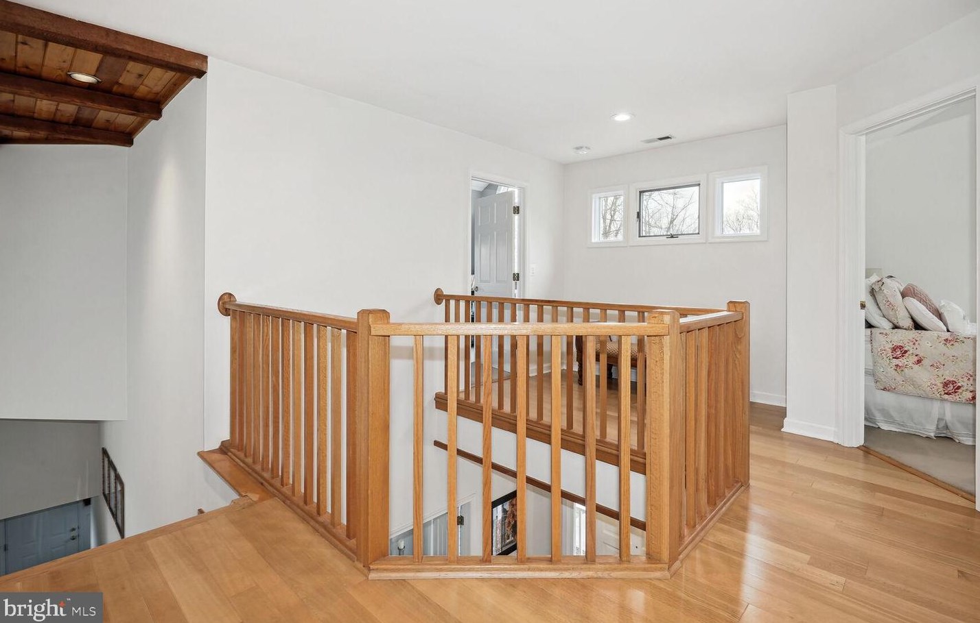 23972 Deep Hollow Ln, Stone Ridge VA  20105-2120 exterior