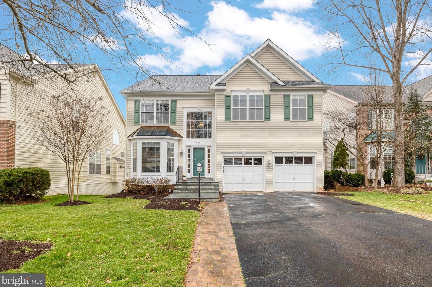 47493 Saulty Dr, Dulles, VA 20165