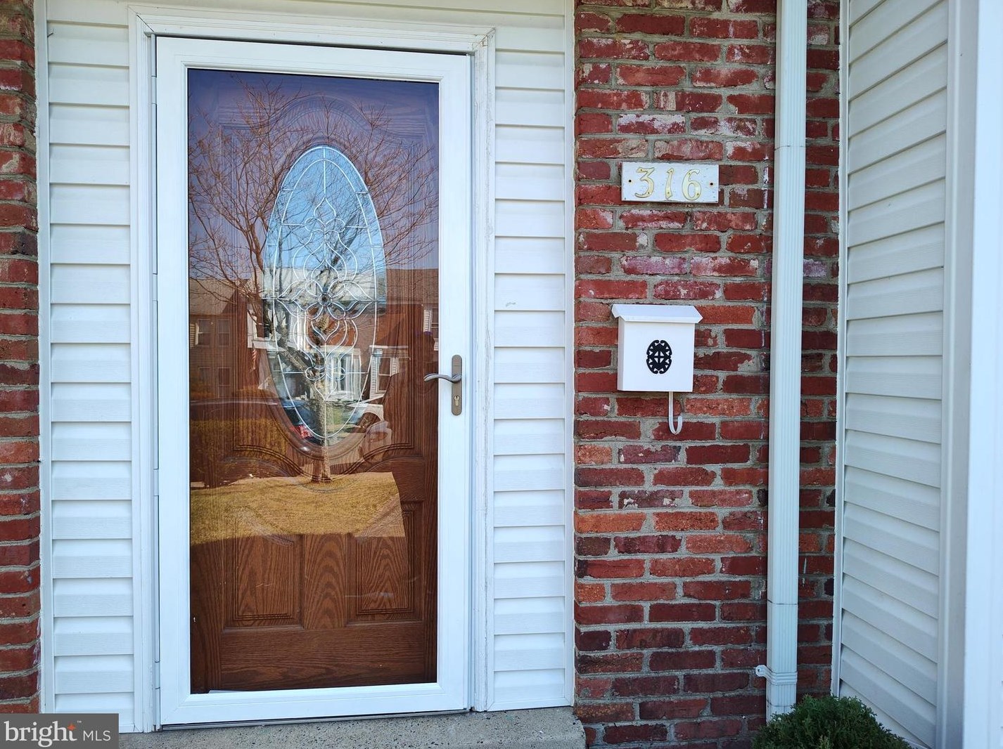 316 Roanoke Dr Se, Leesburg, VA 20175