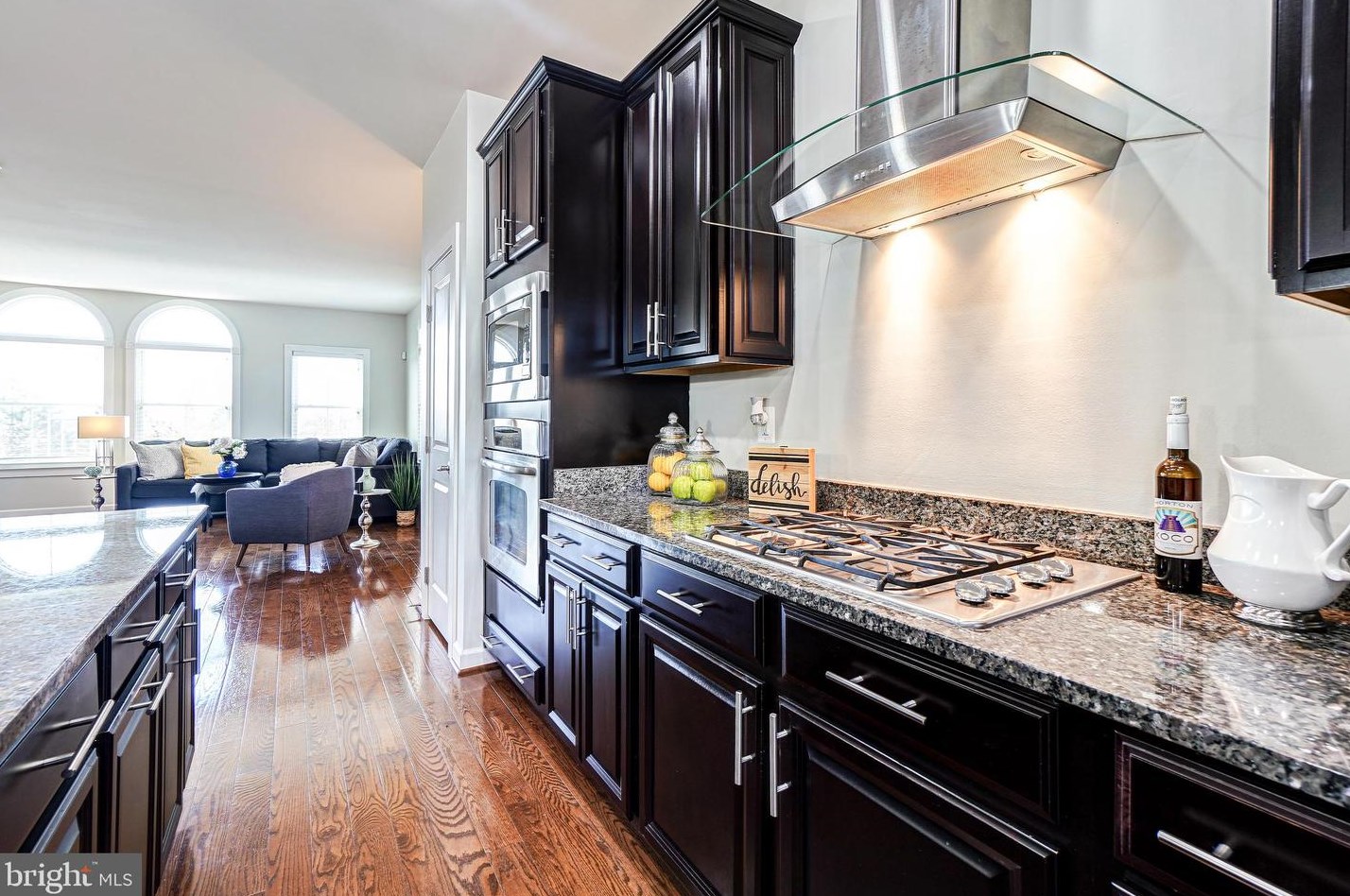 20724 Exchange St, Ashburn VA  20147-6506 exterior