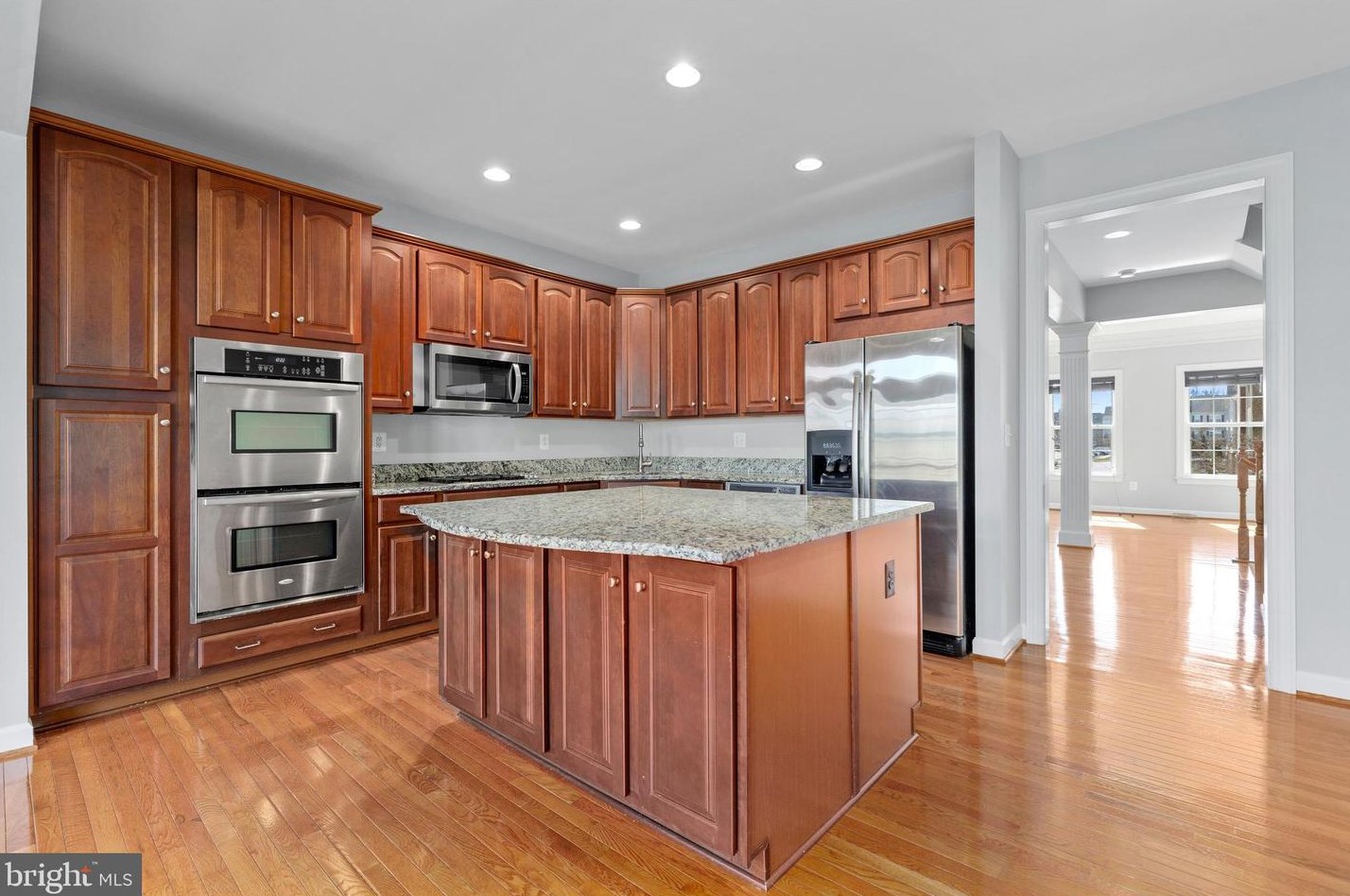 25249 Beach Pl, Fairfax, VA 20152-4131