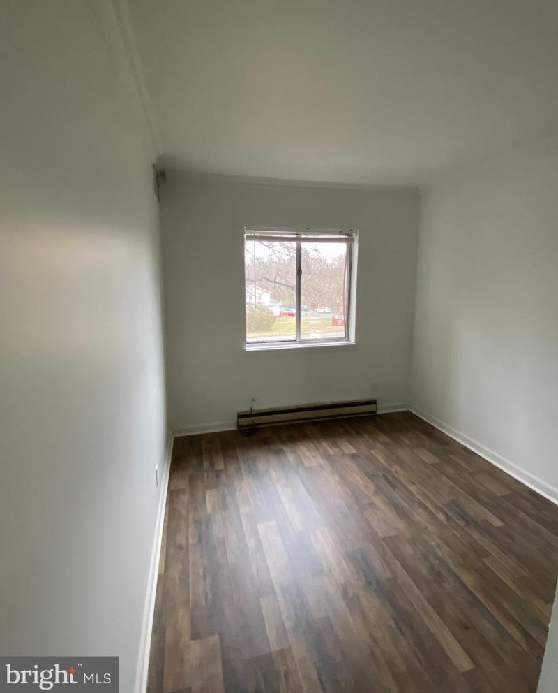 420 Cornell Dr, Dulles VA  20164-5437 exterior