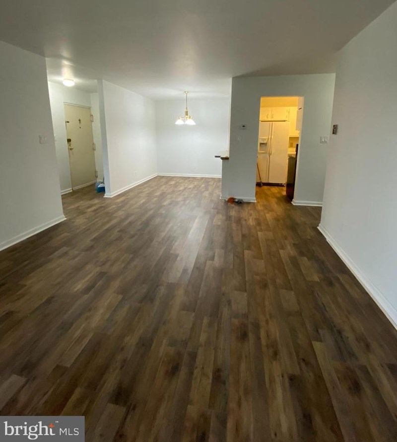 420 Cornell Dr #6, Dulles, VA 20164