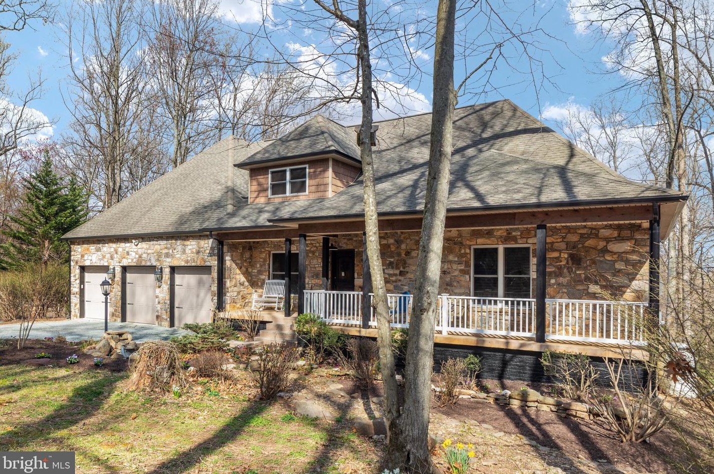 13329 Mountain Rd, Lovettsville, VA 20180