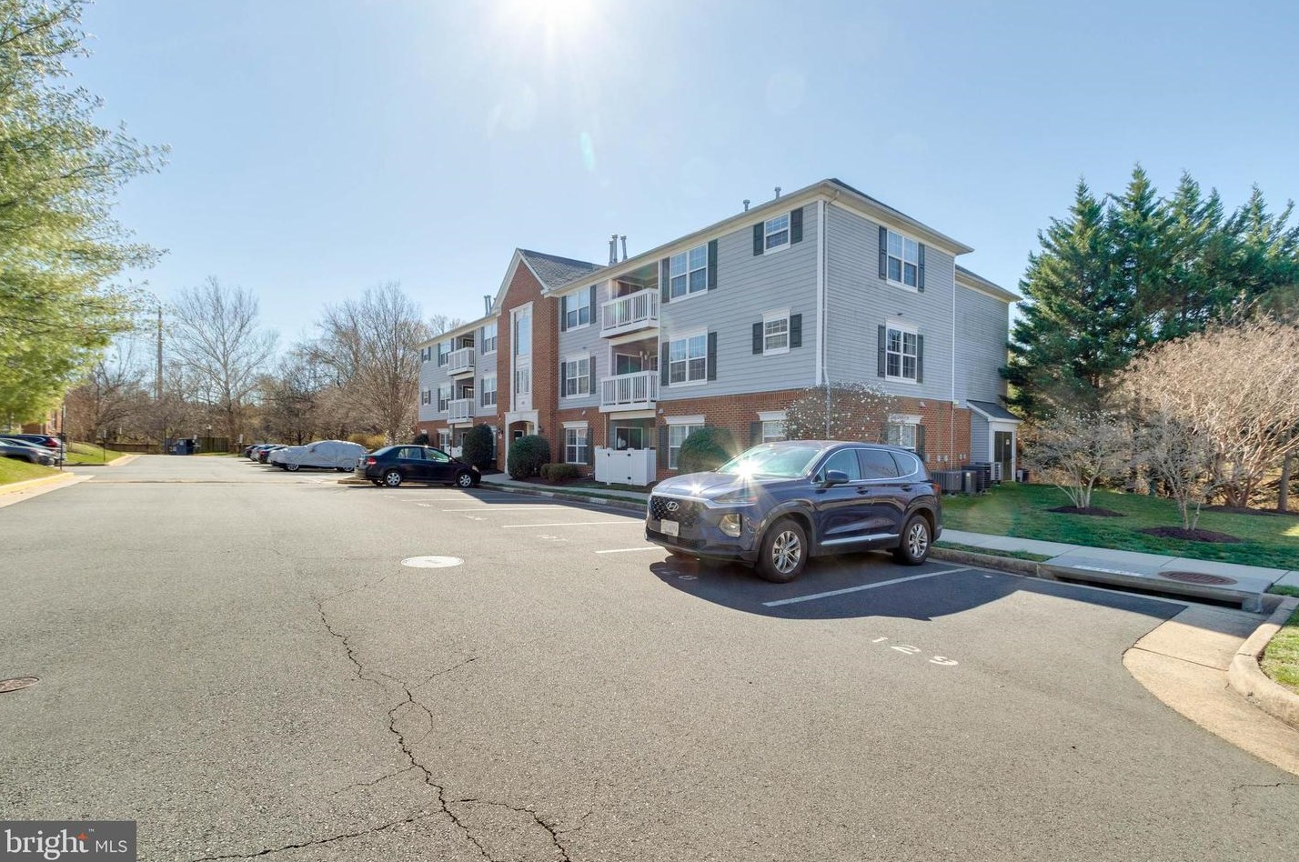 501 Constellation Square Se #e, Leesburg, VA 20175