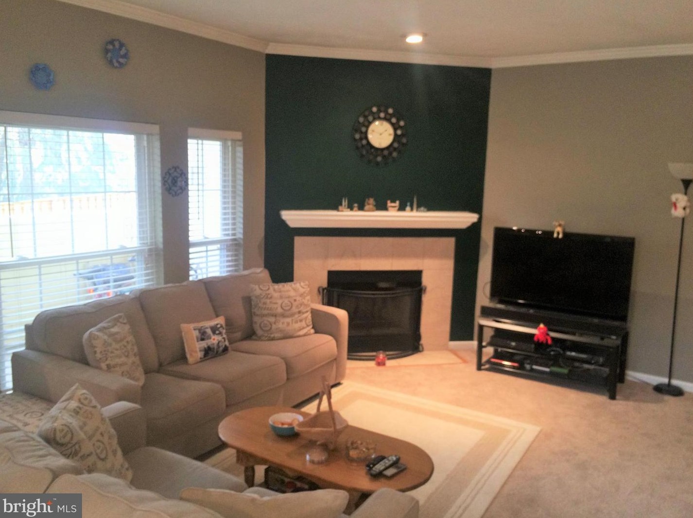 662 Gateway Dr Se #201, Leesburg, VA 20175