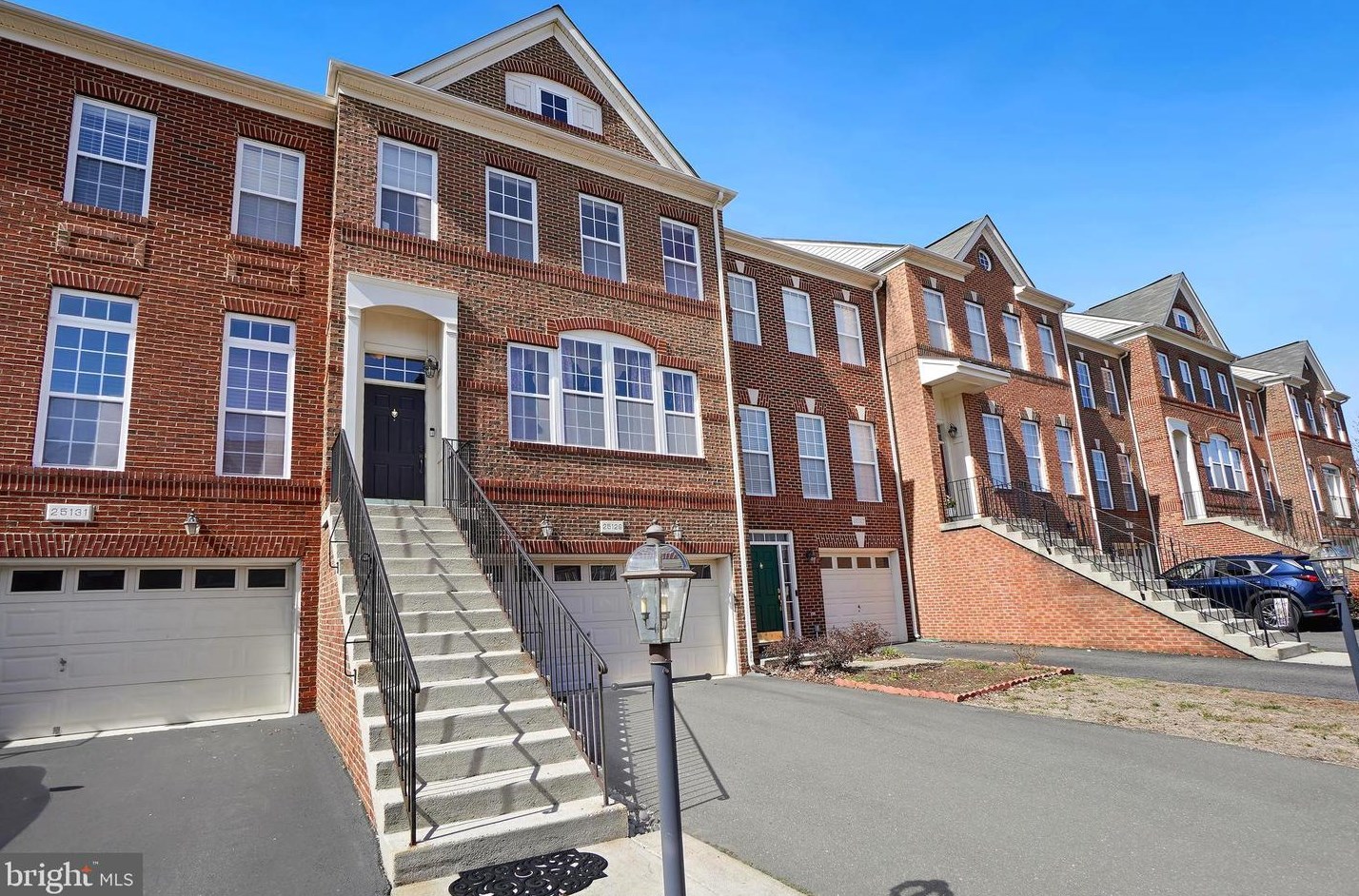 25129 Cutgrass Ter, Stone Ridge, VA 20105-5639