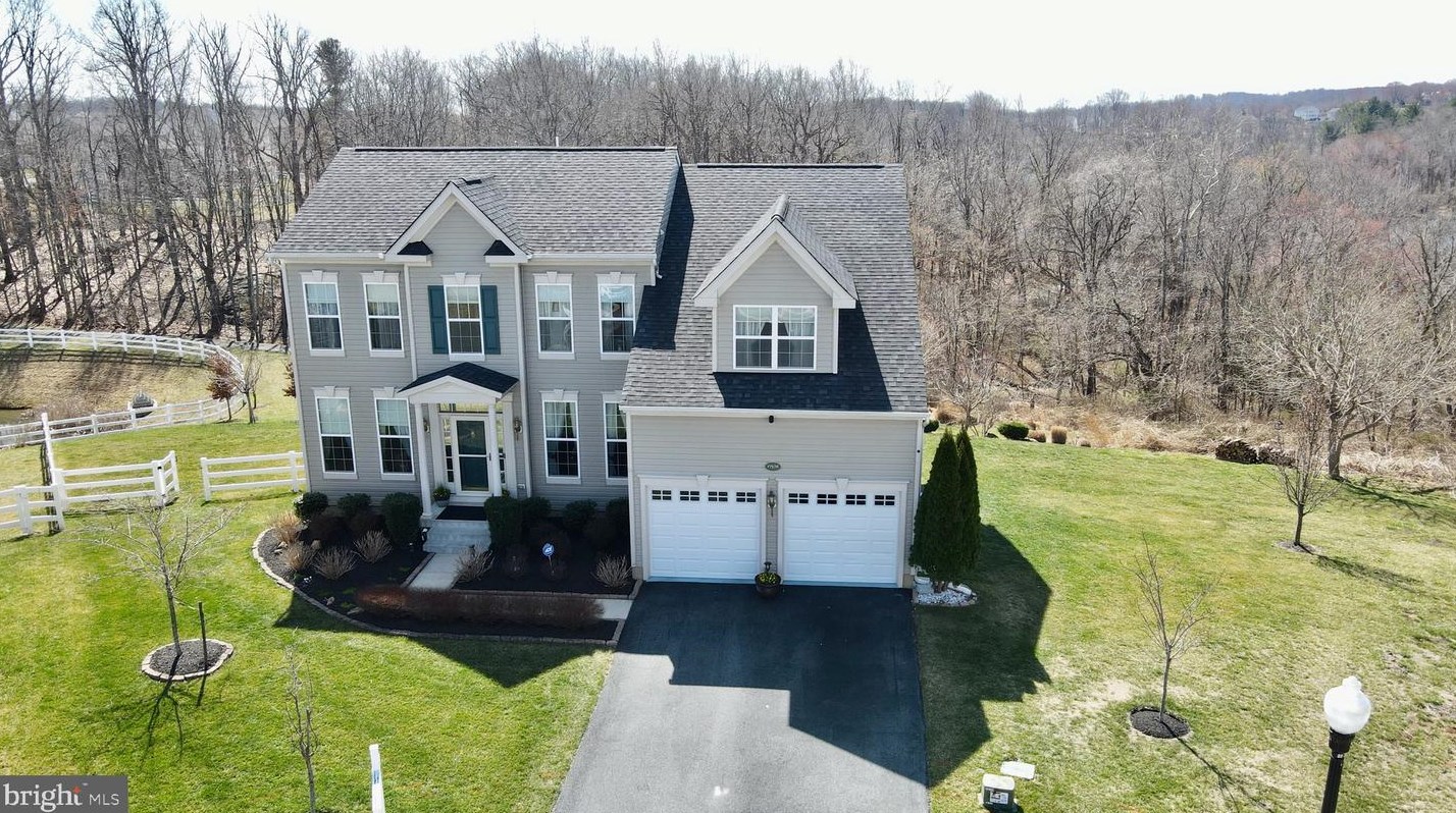 17576 Whitby Court, Round Hill, VA 20141