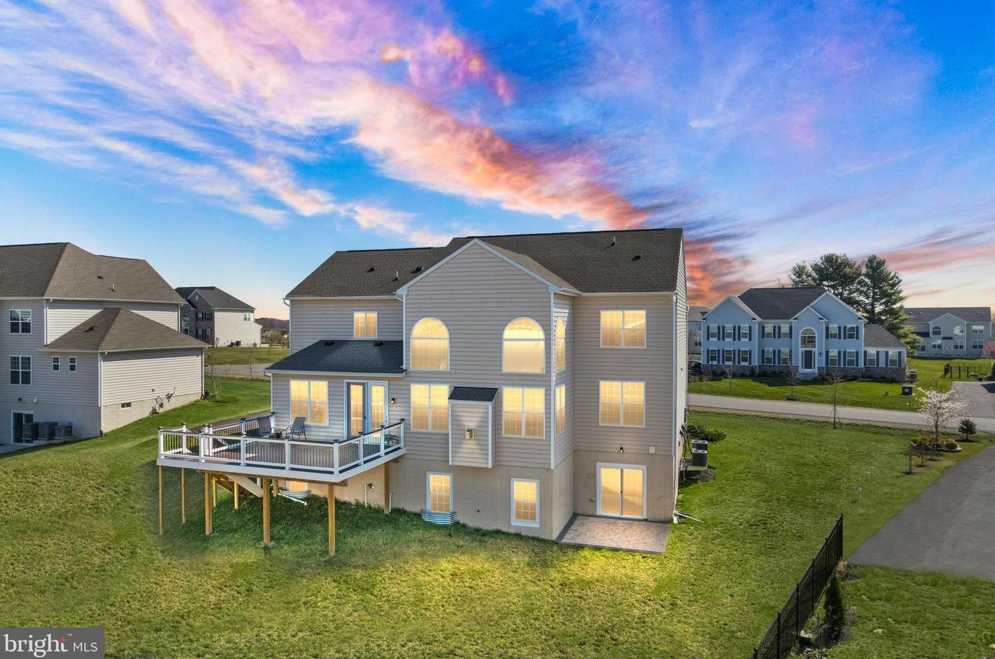 26851 Crusher Dr, Fairfax, VA 20152