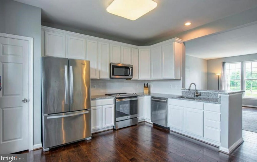41900 Restful Ter, Stone Ridge, VA 20105