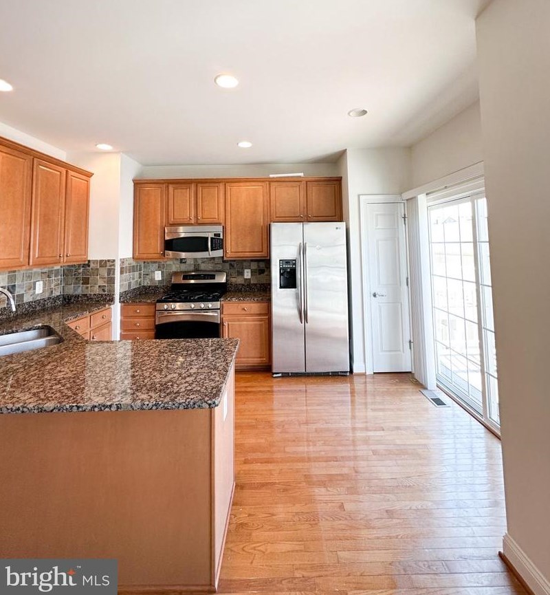 486 Glade Fern Ter Se, Leesburg, VA 20175