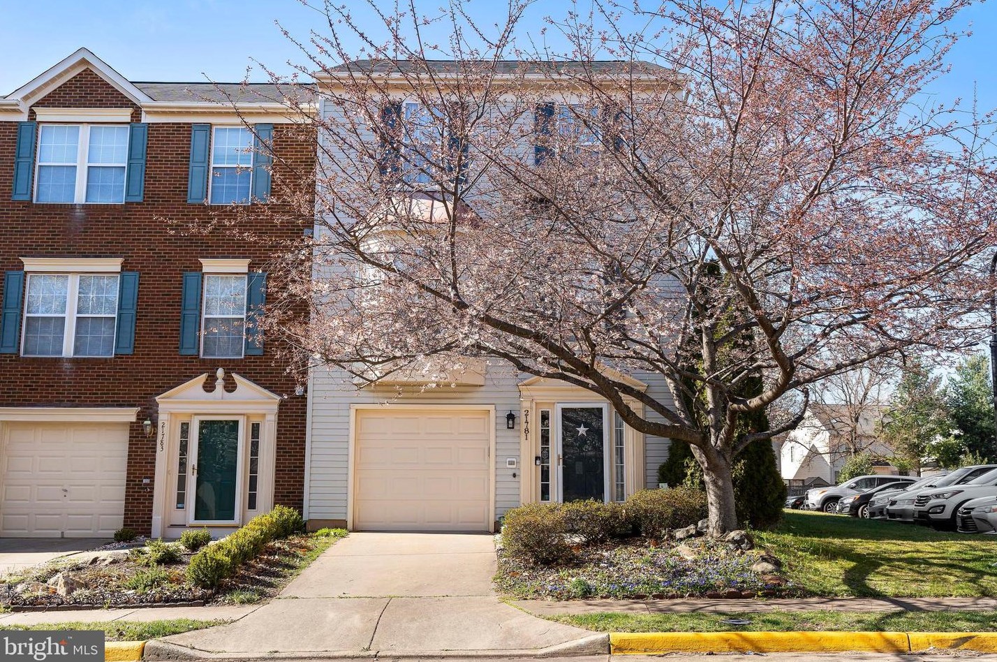 21781 Mornington Cresent Ter, Dulles, VA 20166-9268