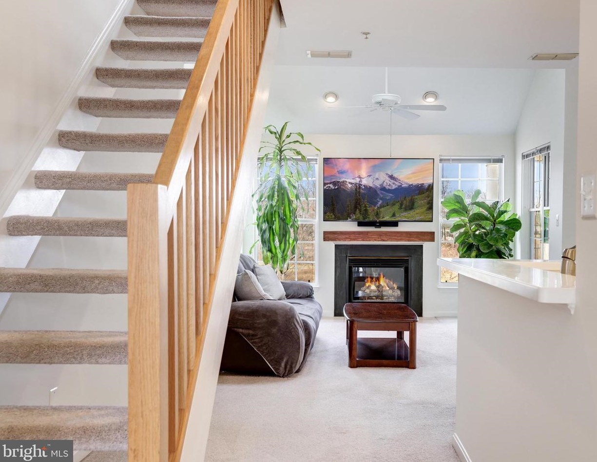 43134 Water Crest Ct, Fairfax, VA