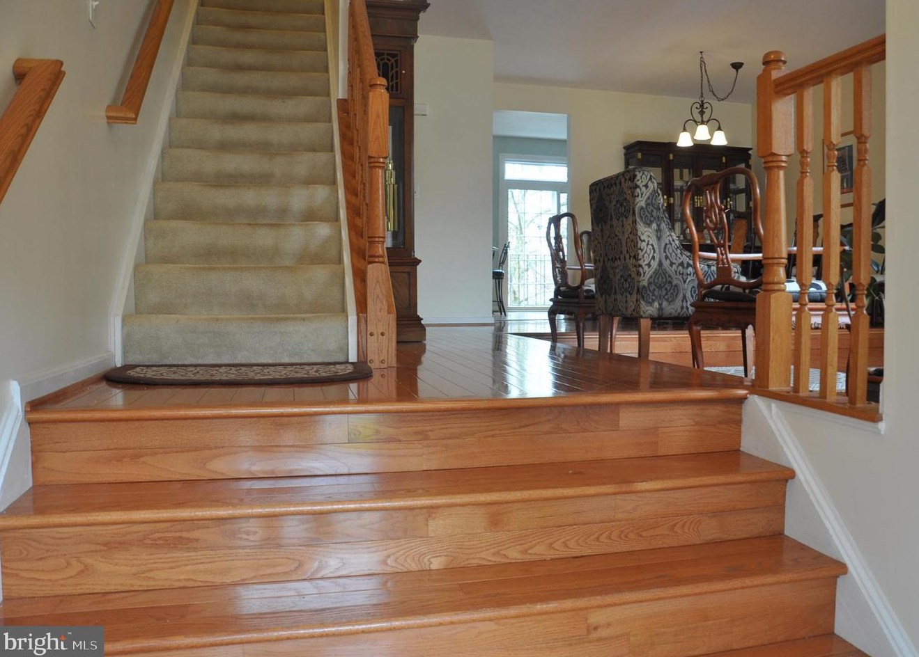 21606 Bankbarn Ter, Ashburn, VA 20148-5044