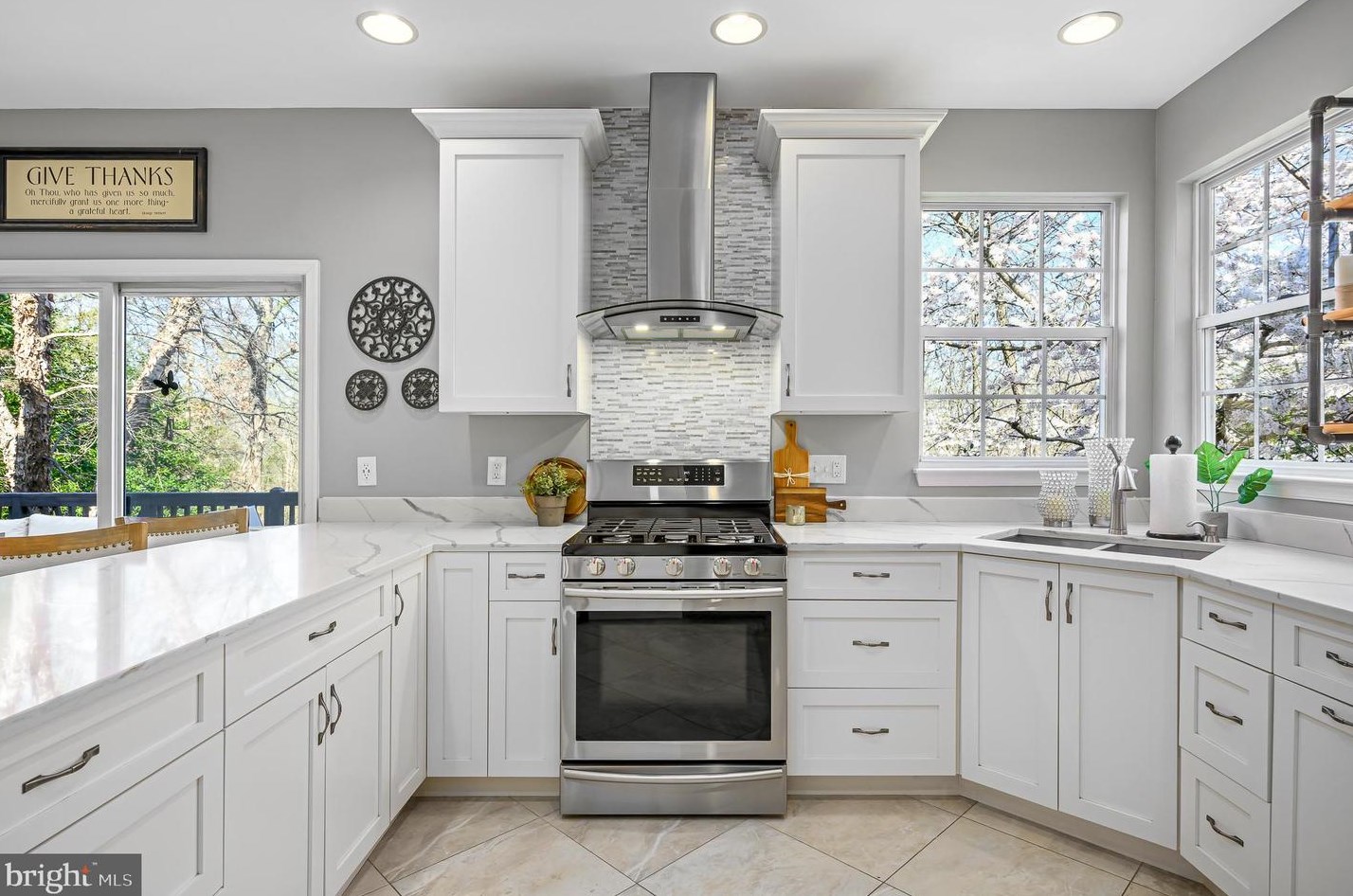 44334 Ladiesburg Pl, Ashburn, VA 20147-2863