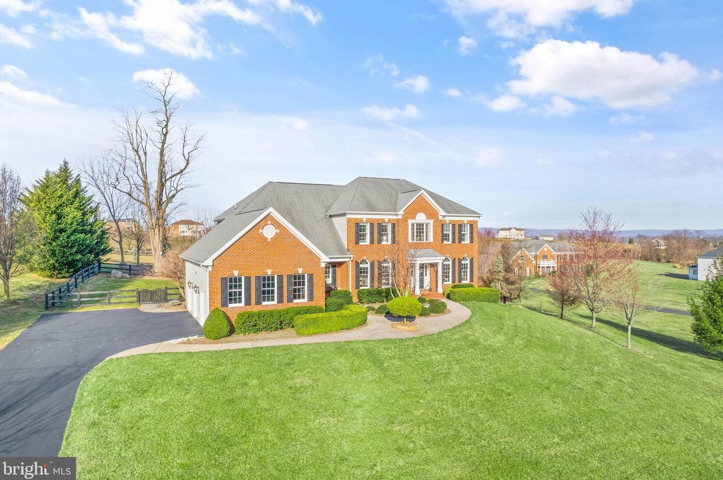 15242 Bankfield Dr, Waterford, VA 20197