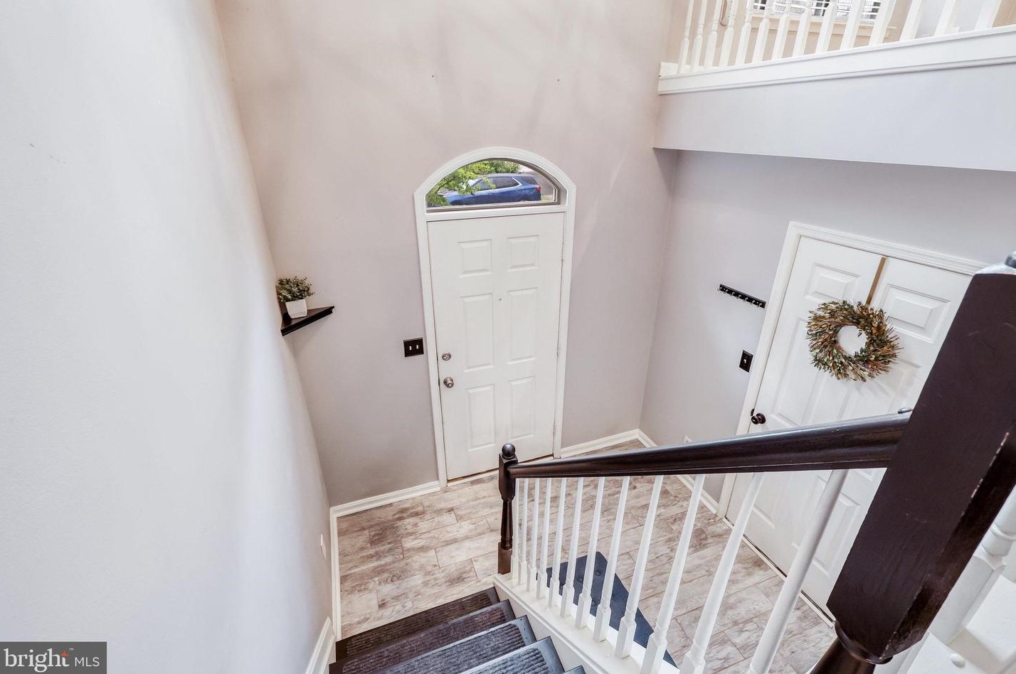 21740 Kings Crossing Ter, Ashburn VA  20147-4515 exterior