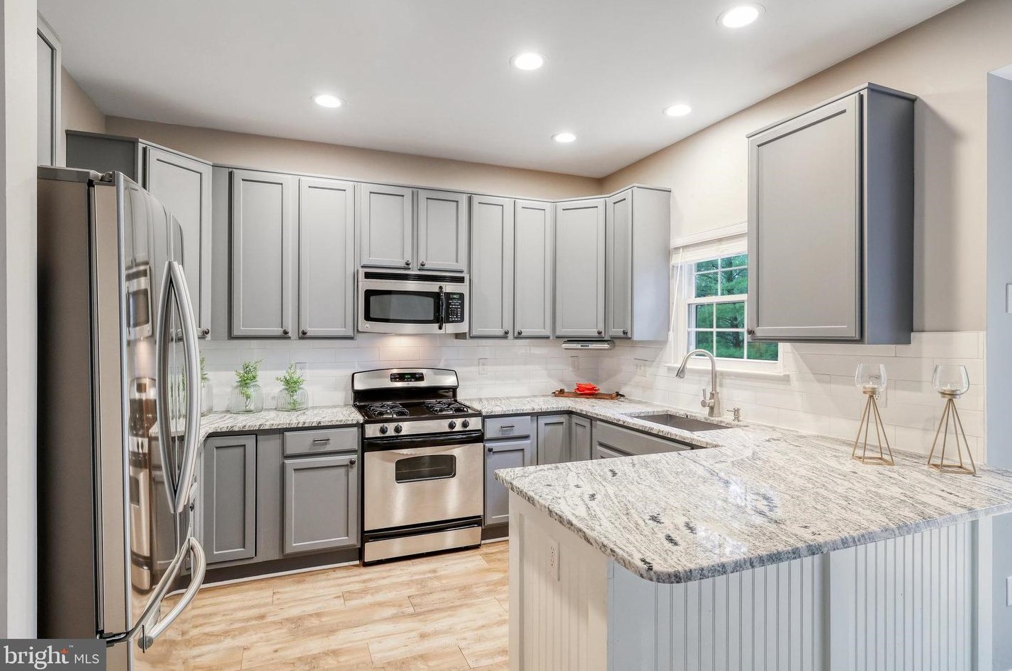 21740 Kings Crossing Ter, Ashburn VA  20147-4515 exterior