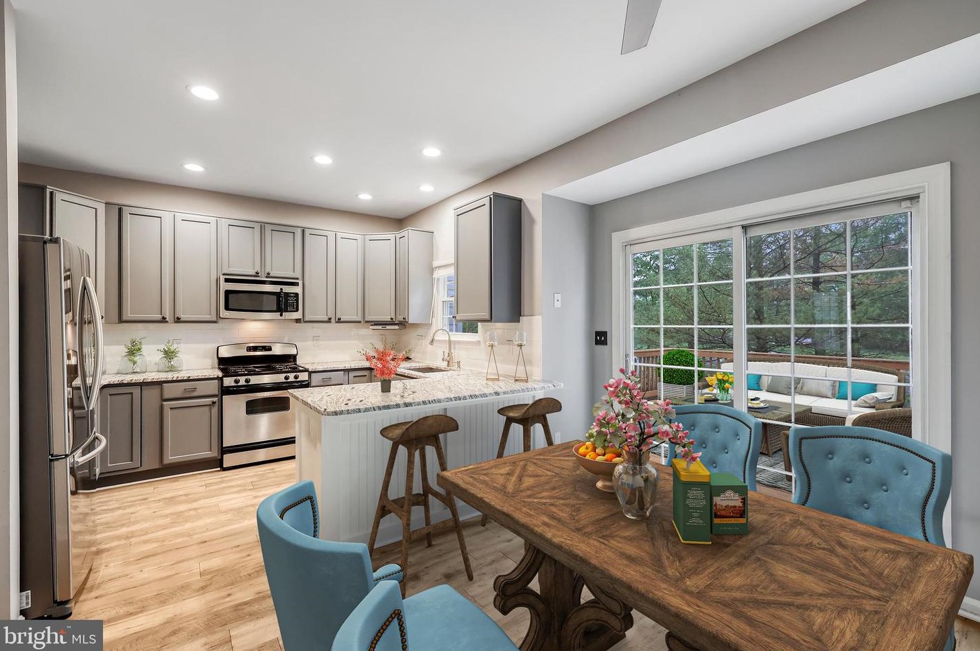 21740 Kings Crossing Ter, Ashburn VA  20147-4515 exterior