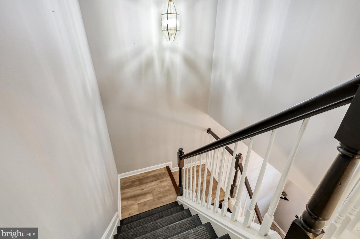 21740 Kings Crossing Ter, Ashburn VA  20147-4515 exterior