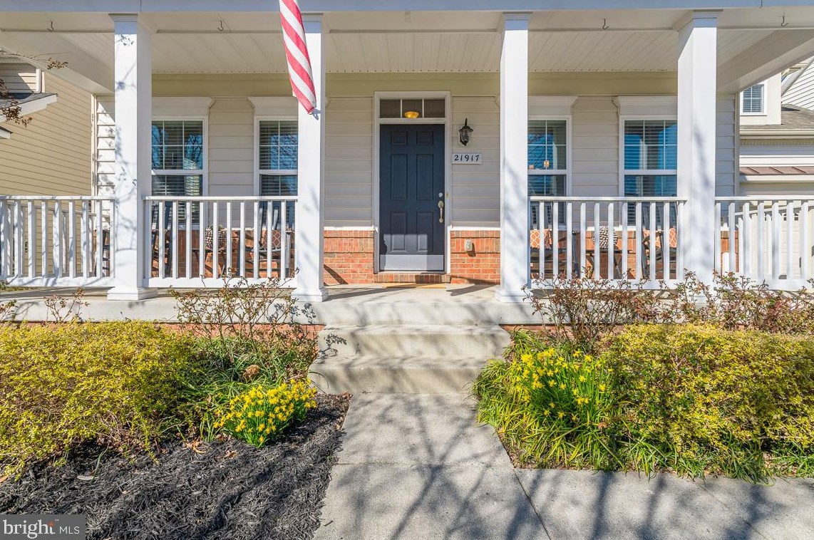 21917 Providence Forge Dr, Ashburn, VA 20148-8002