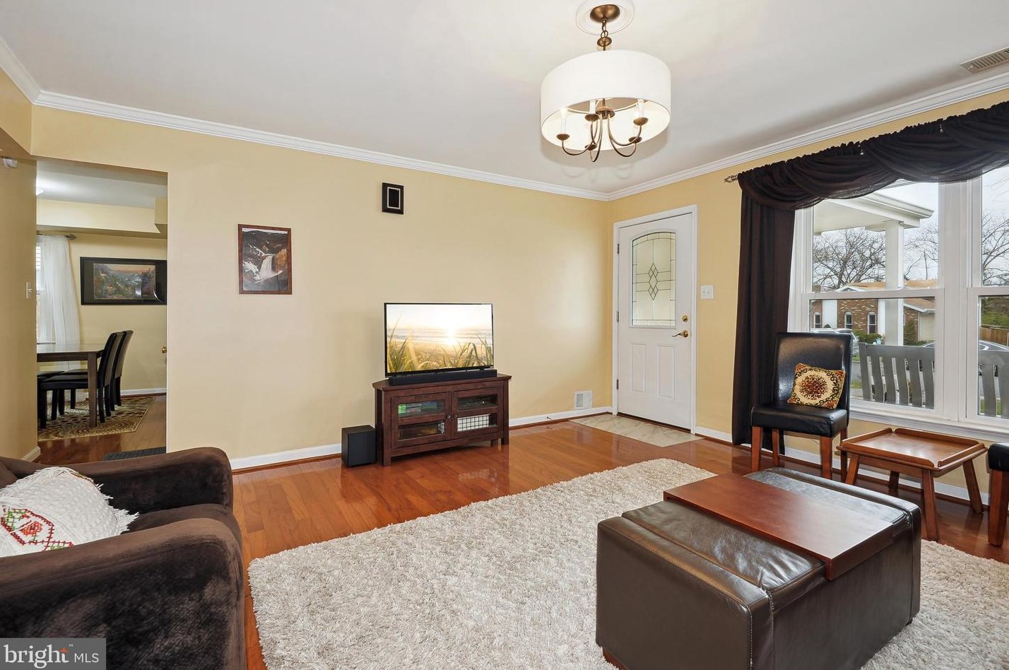 308 Hanford Ct, Dulles VA  20164-2518 exterior