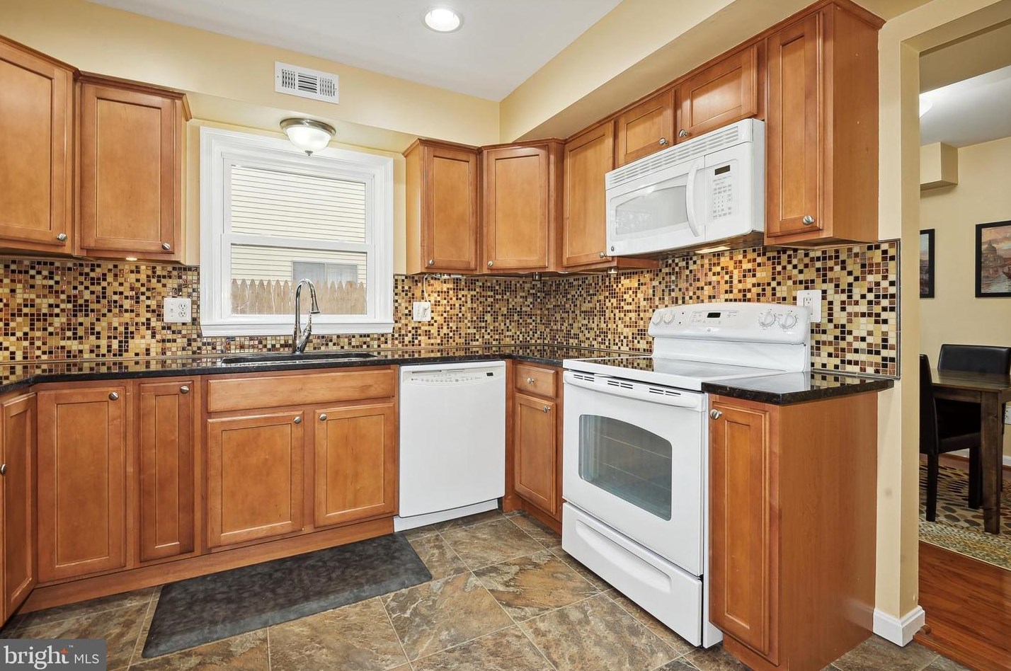 308 Hanford Ct, Dulles VA  20164-2518 exterior