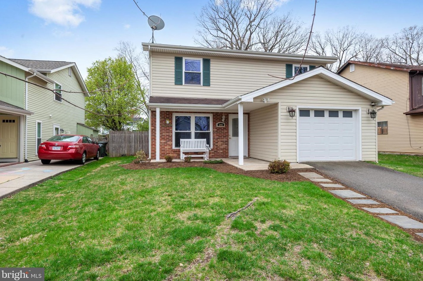 308 Hanford Ct, Dulles, VA 20164