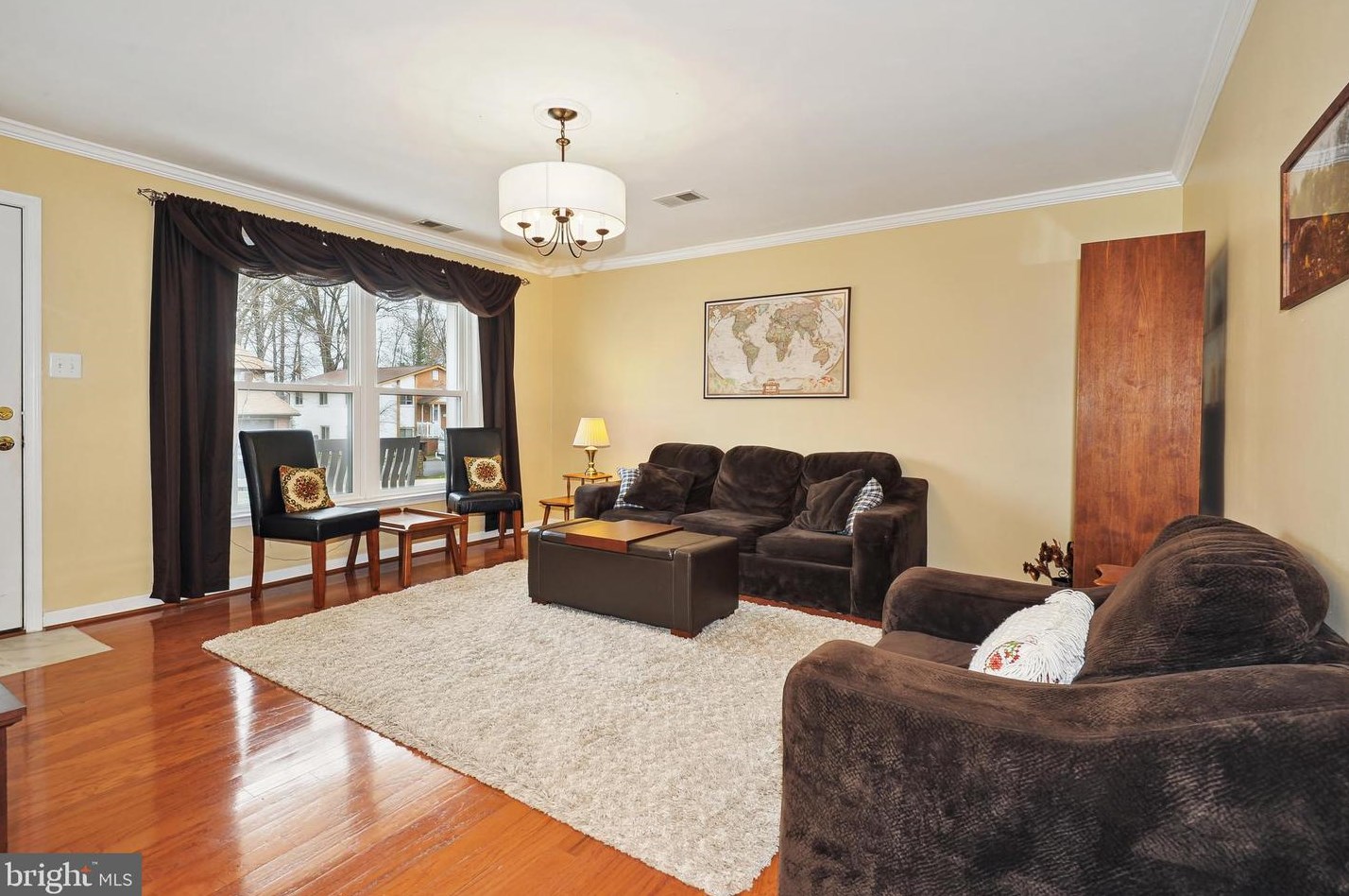 308 Hanford Ct, Dulles VA  20164-2518 exterior